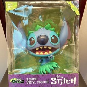NIB Disney‎ Stitch 9” Vinyl Figure - Blue and Green